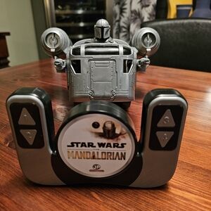 Star Wars The Mandalorian the razer‎ crest radio control car